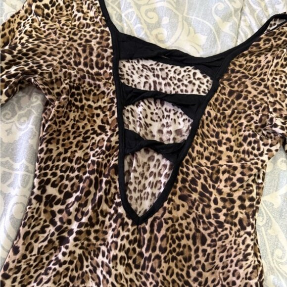 Leopard Print One Piece - Picture 3 of 6